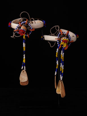 PNG currency arm ring Trobrian double 87.jpg